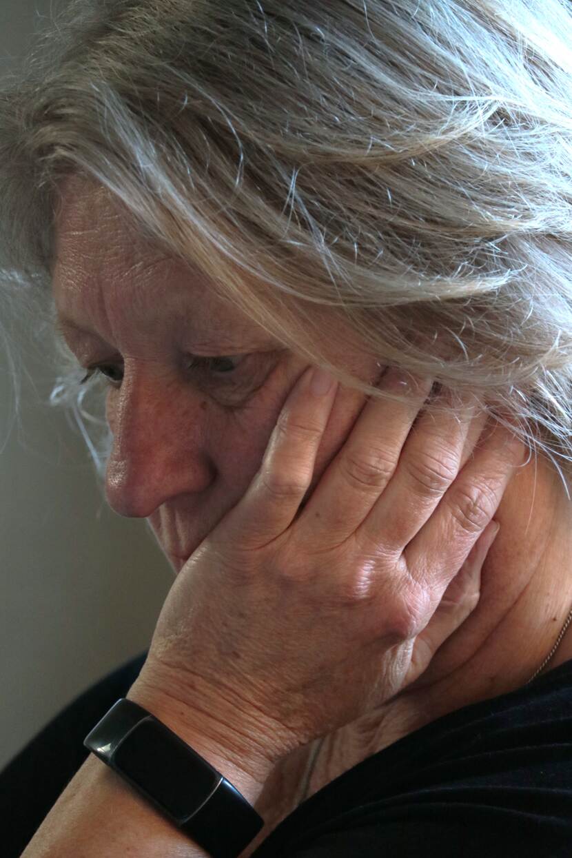 Luisteren vrouw