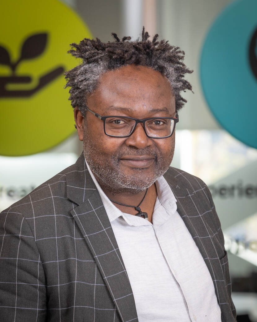 Paul Mbikayi